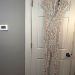 36 Point 5 💎 Crochet and Lace Floral Jumpsuit Small Beige NWT